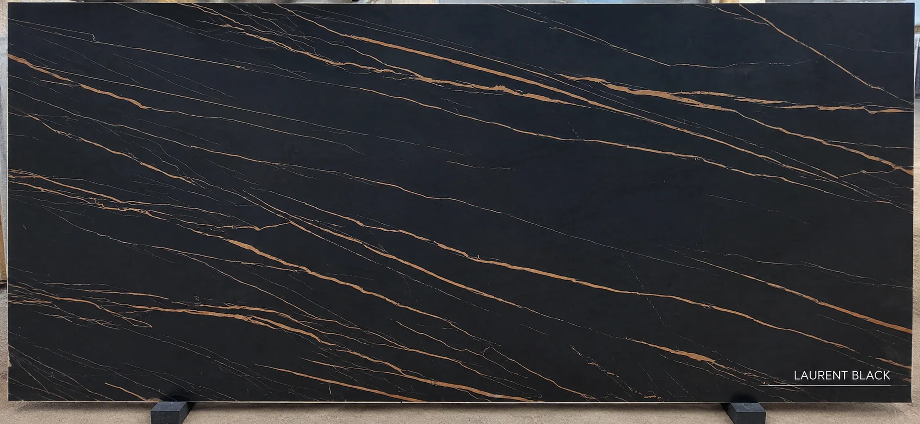 Laurent Black porcelain surface with linear gold and copper veining